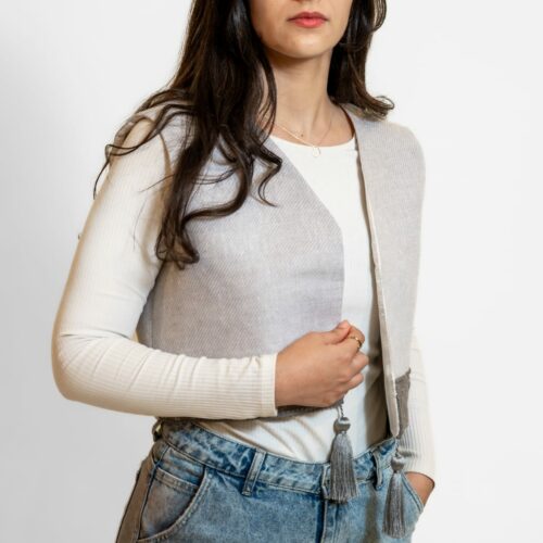 Gilet en laine à détails brodés
